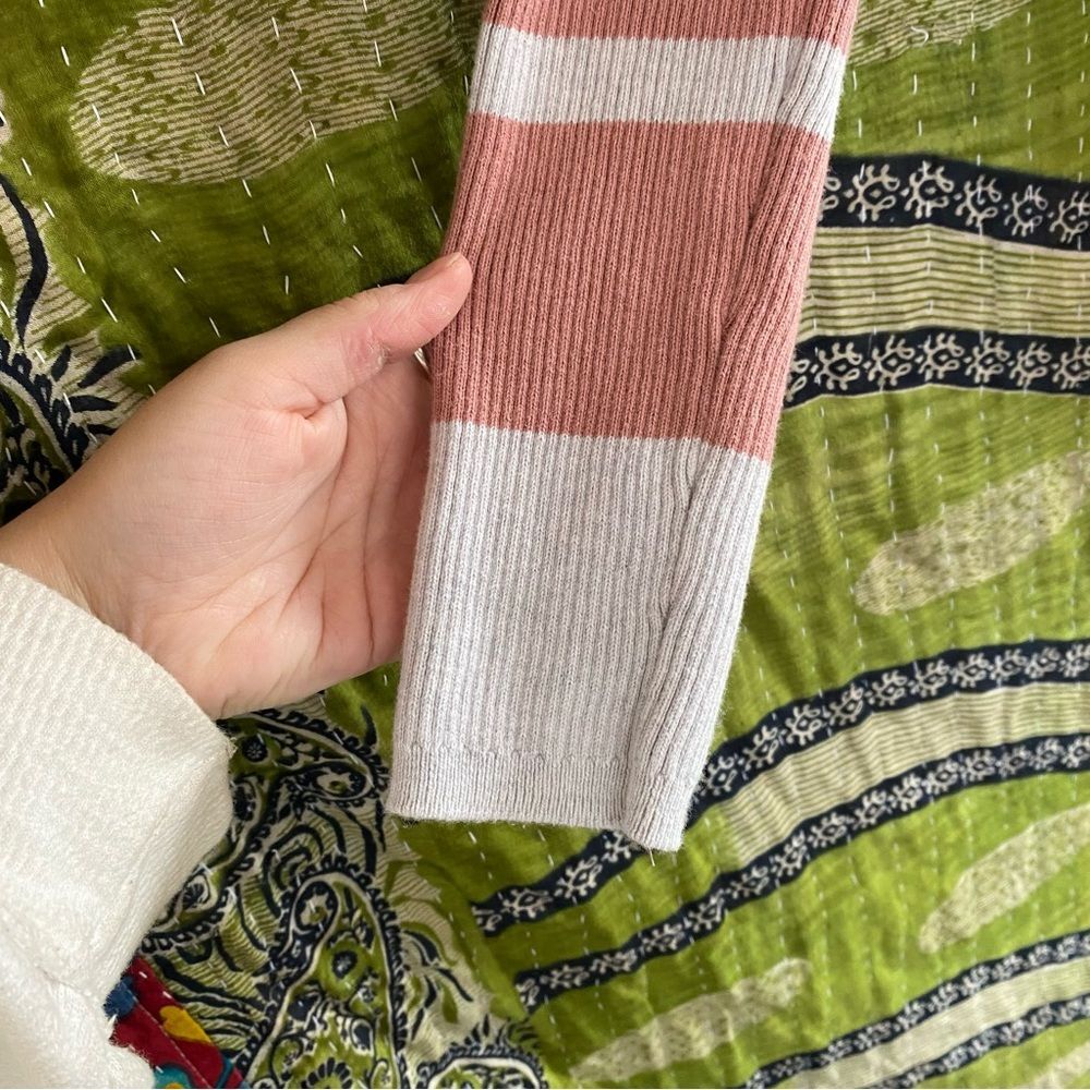 Faherty Rose Pink Colorblock Mikki Cotton/ Cashmere Henley Sweater Size Small - Picture 9 of 15